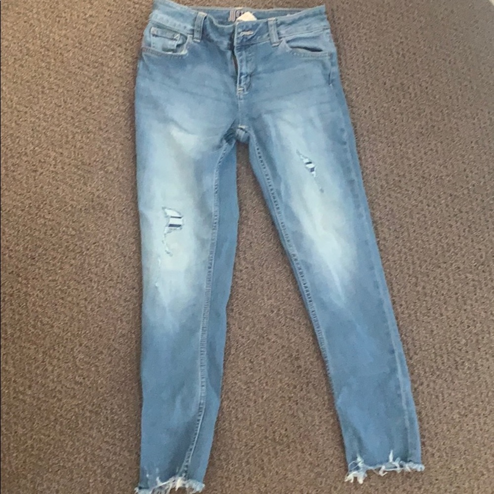 Justice size 12 skinny light blue jeans like new